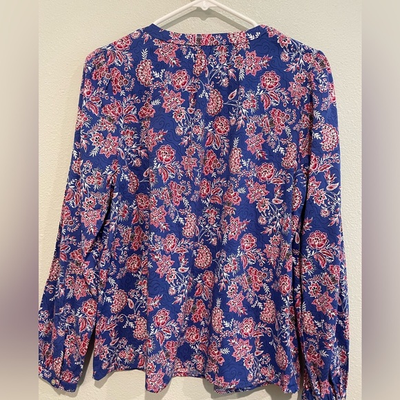Loft Blue Red & White Floral Print Blouse. Size M - Picture 6 of 6